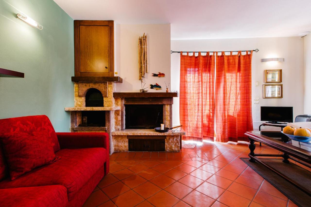 Agriturismo Casa Andreina Кастильоне-делла-Пеская Экстерьер фото