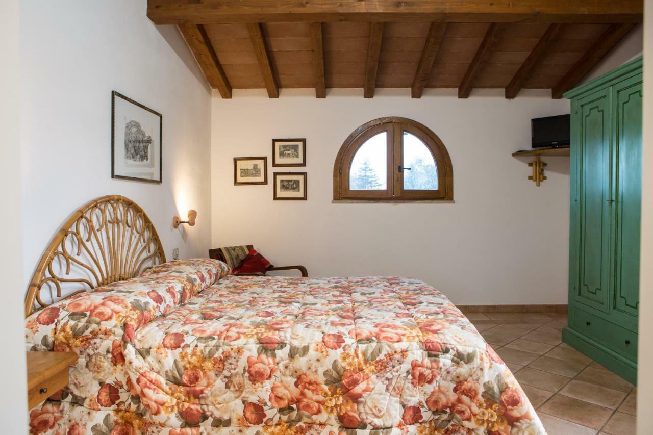 Agriturismo Casa Andreina Кастильоне-делла-Пеская Экстерьер фото